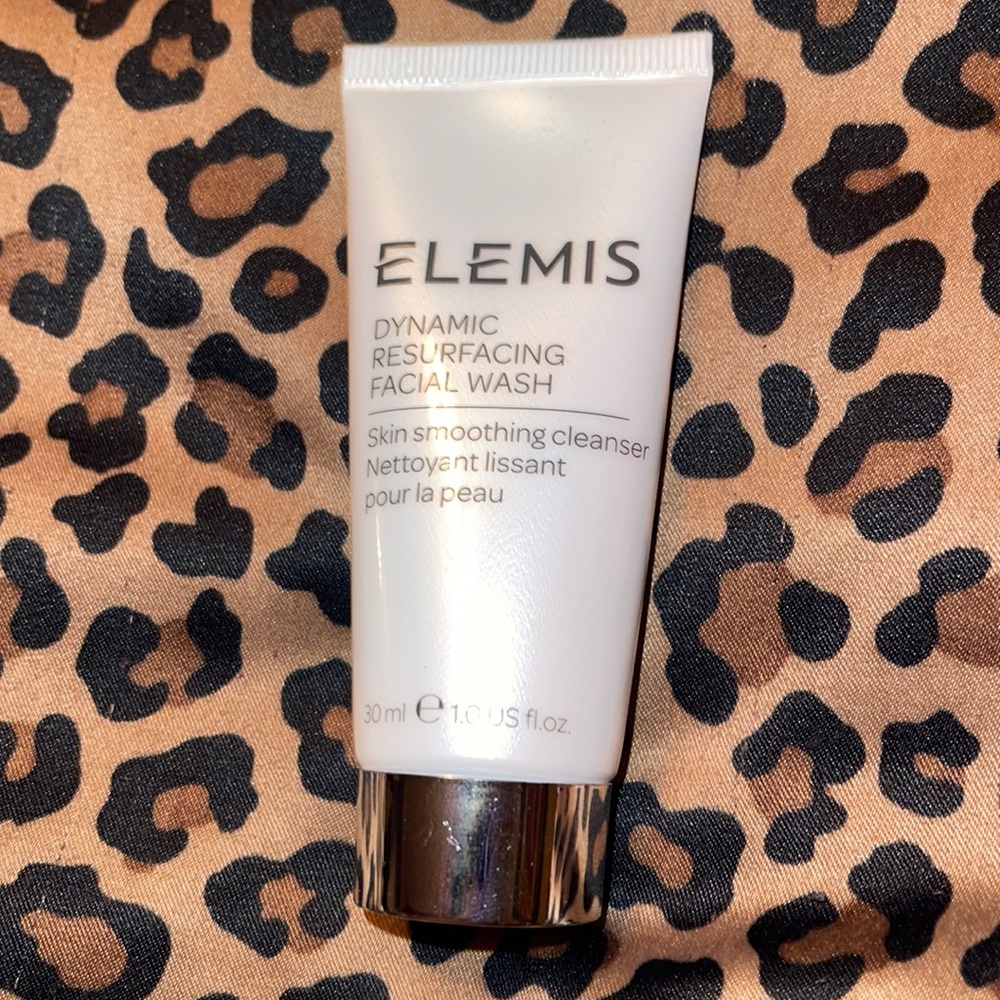 5/$25🖤 Elemis Dynamic Resurfacing Facial Wash